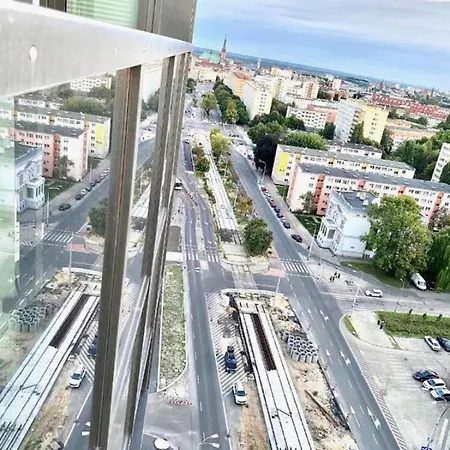 Hanza Tower Downtown 22 Pool & Jacussi Appartamento *
