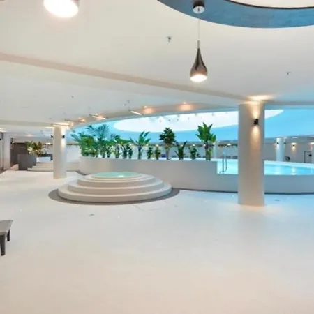 Hanza Tower Downtown 22 Pool & Jacussi Appartamento